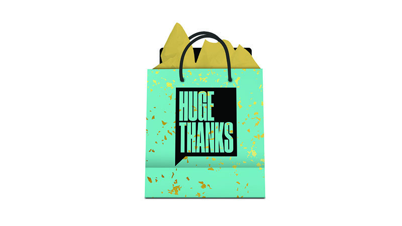 gift bag with tissue paper hugethanks-plicards