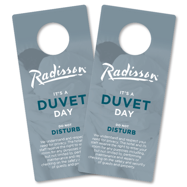 DND door hangers radisson two-plicards